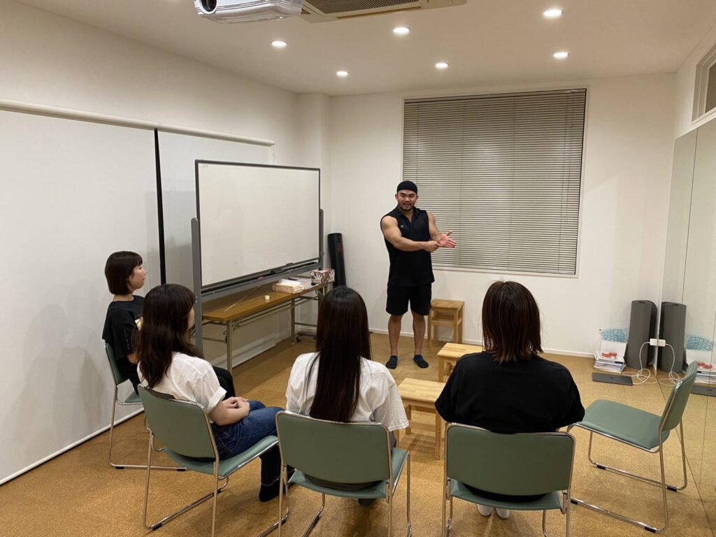 座学でリバウンドや食生活について